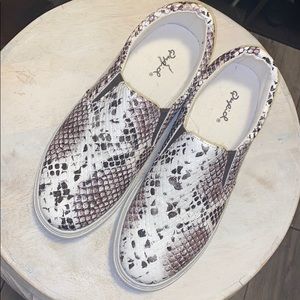Python Platform Sneakers